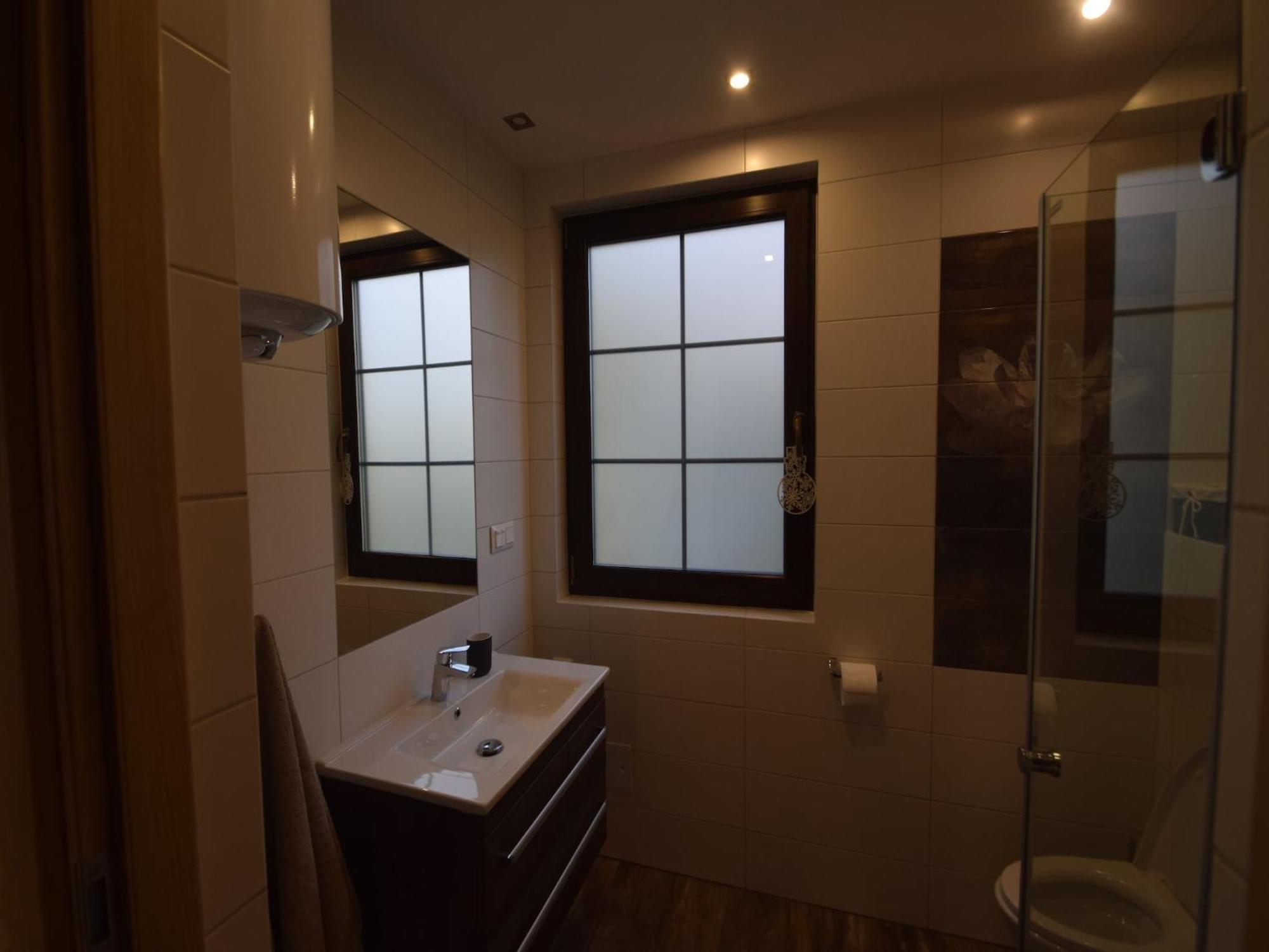 Wooden Holiday Home In Skrzynia With Terrace Osiek  Ngoại thất bức ảnh