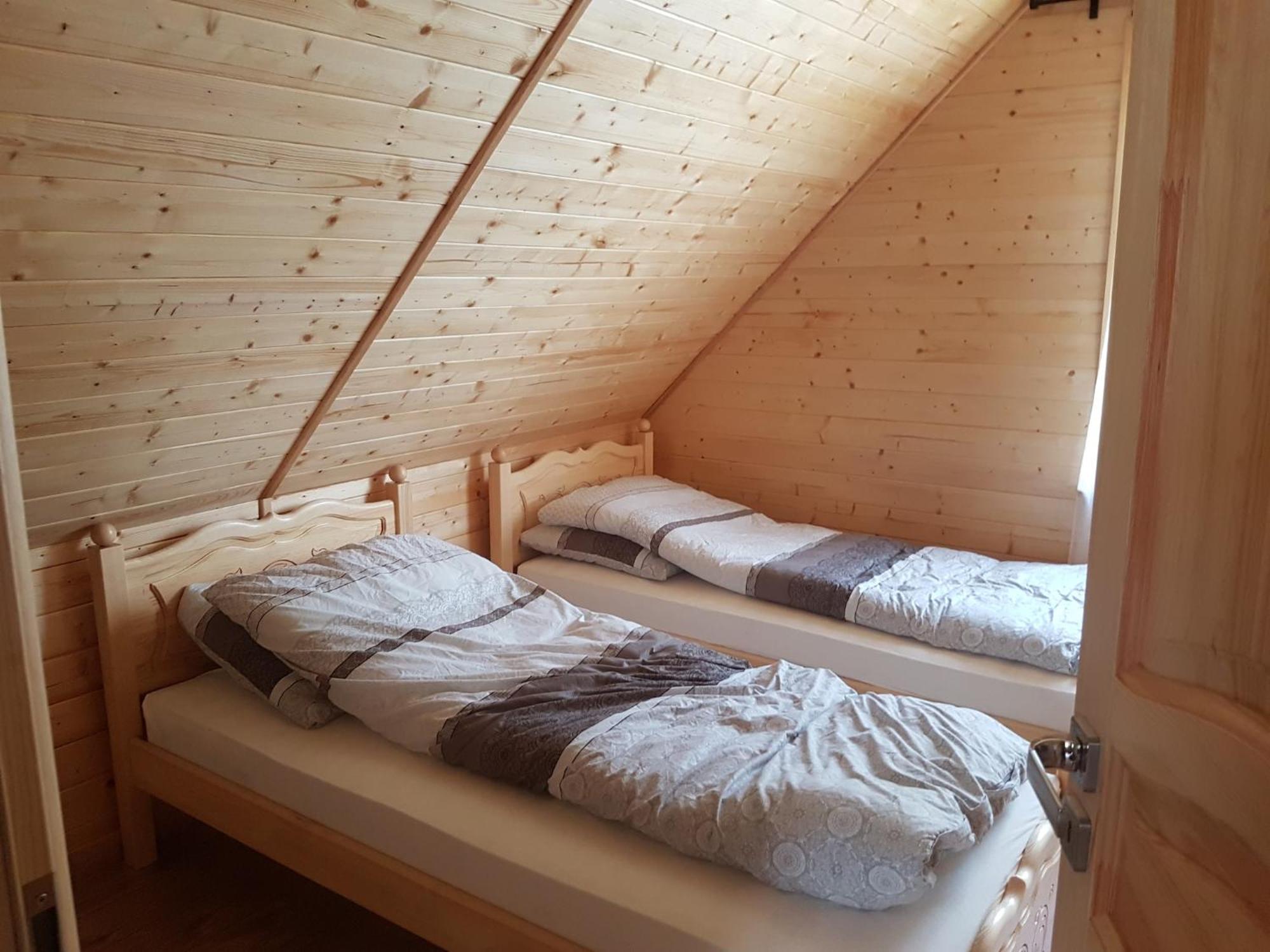 Wooden Holiday Home In Skrzynia With Terrace Osiek  Ngoại thất bức ảnh